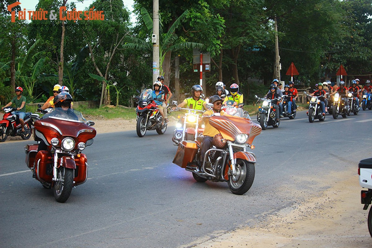 Hang tram xe moto khung do ve “chao lua” Quang Tri-Hinh-5